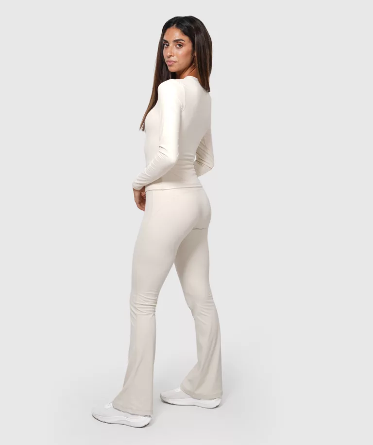 Women Performance Long Sleeve Cream Image 6